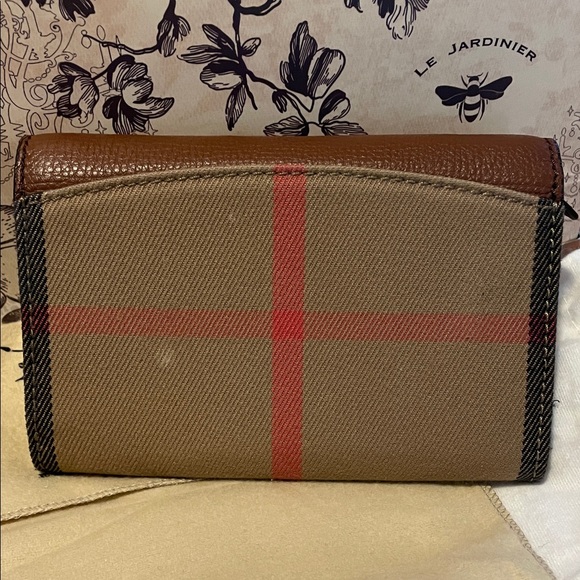 Burberry Chestnut Leather Wallet - Picture 3 of 9